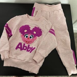 Little sleepies 2T Abby matching set